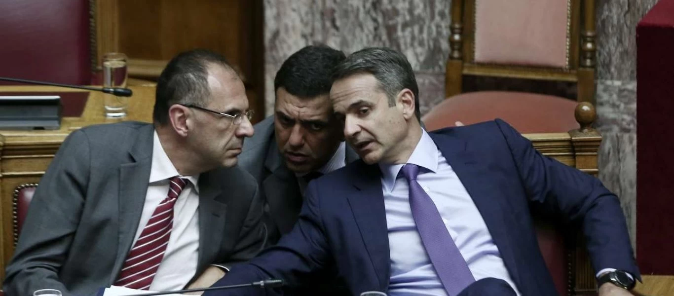 «Το μαρτύριο της σταγόνας» με την άρση του lockdown: «Δεν θα ανοίξουμε πλήρως για να μην καλομάθετε» λέει η κυβέρνηση